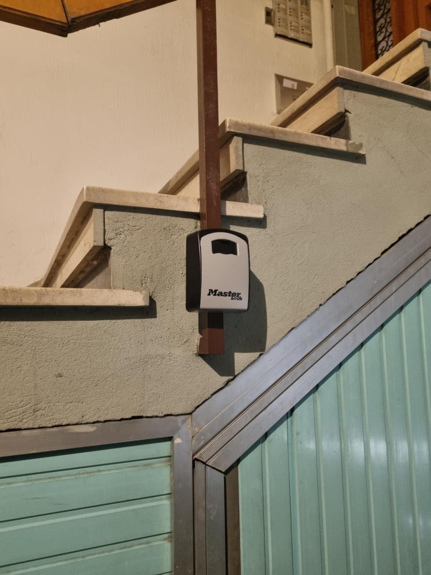 Larisa Hospitality I - Roof Top Apartment - With Free Parking Eksteriør bilde